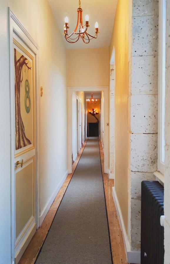 Logis Hotels Domaine Du Chatelard Dirac Esterno foto